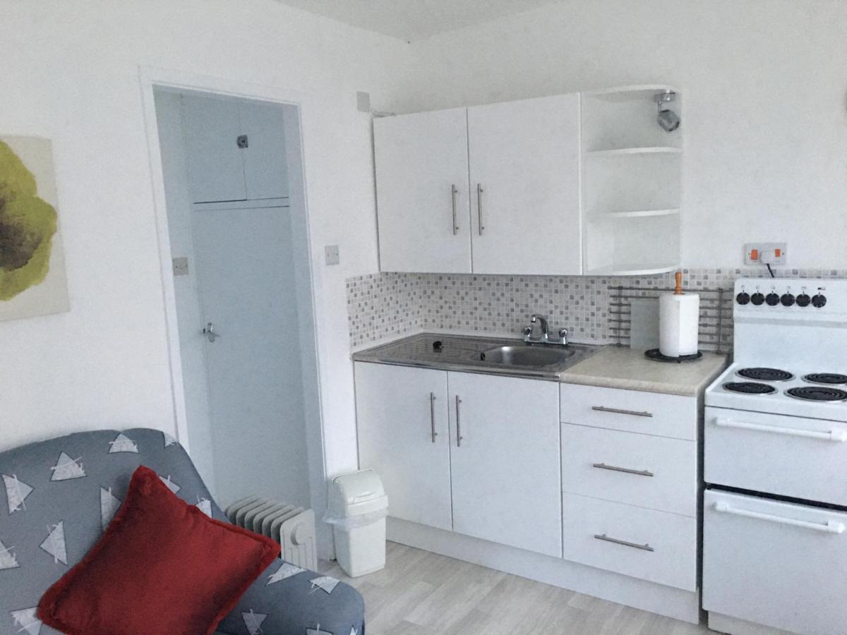 Woodland Views Central Heated Cabin Dartmouth Esterno foto